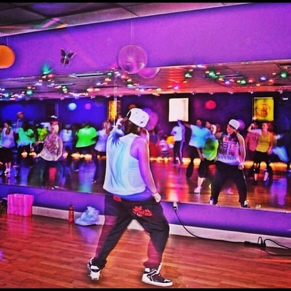 Meet your Posher, Sara - Picture 5 of 8